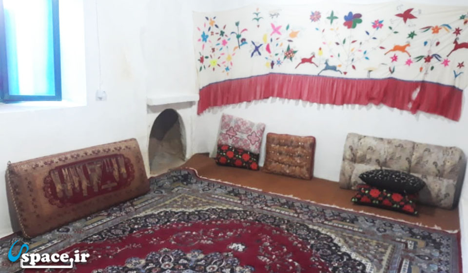 نمای داخلی اقامتگاه بوم گردی روح الله پوش - سرفاریاب - روستای پاده سرفاریاب